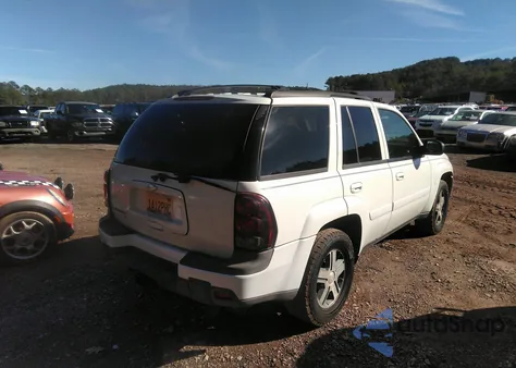 2005 Chevrolet Trailblazer Lt из США, поврежденный, VIN 1GNDS13S352154798